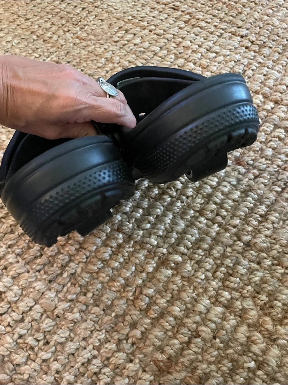 CROCS Classic Black Slip-On Men's Clogs/with wheels